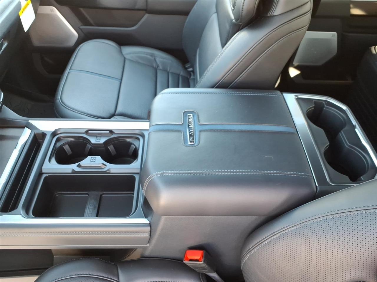 Ford Super Duty F-250 SRW  2027