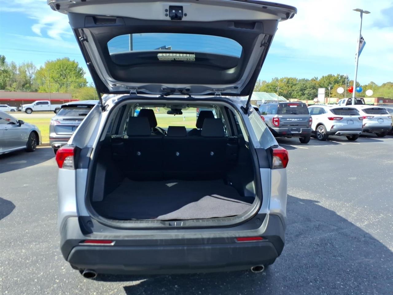 Toyota RAV4  2023