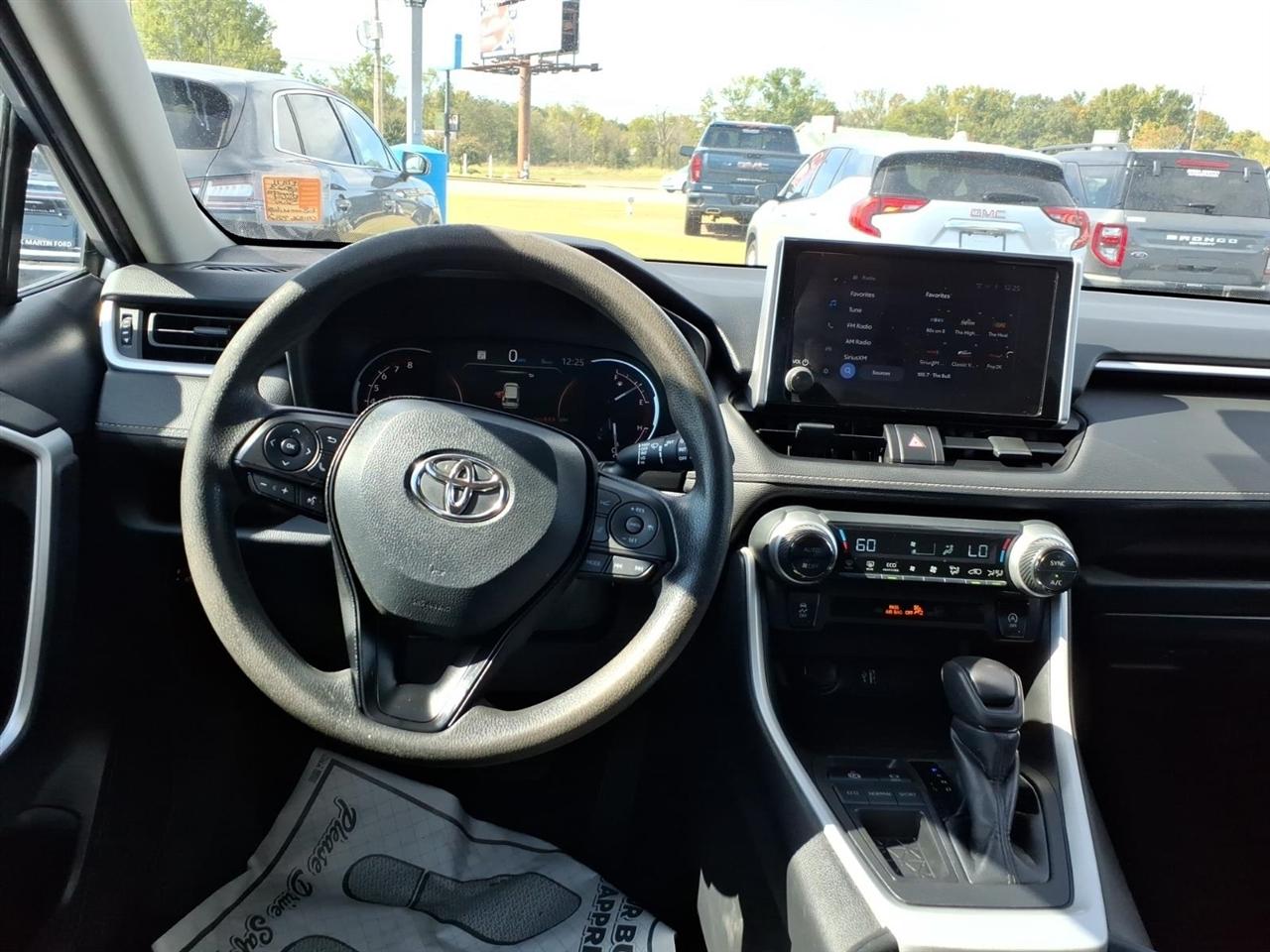 Toyota RAV4  2023