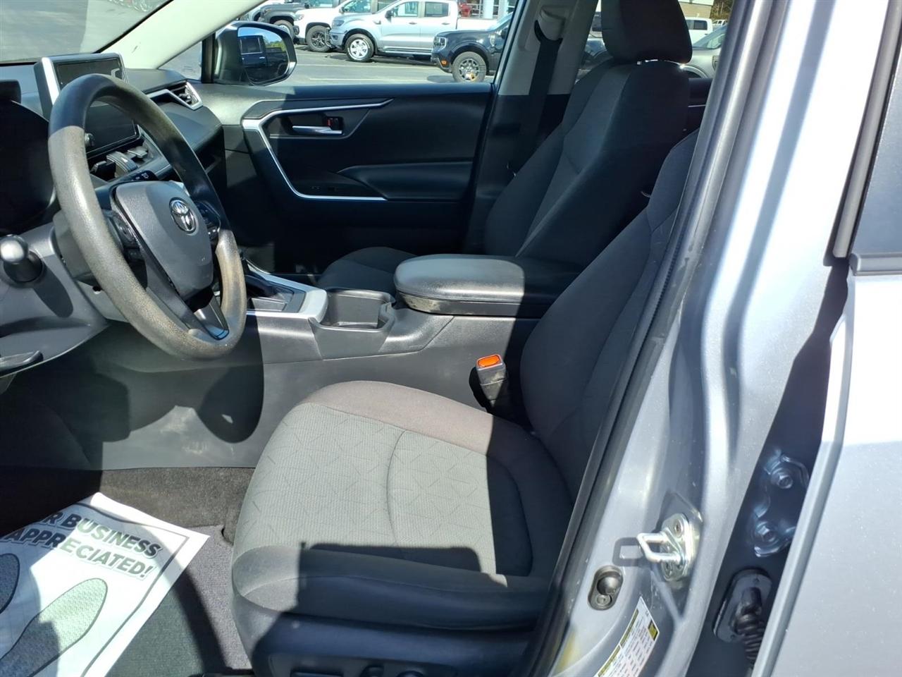 Toyota RAV4  2023
