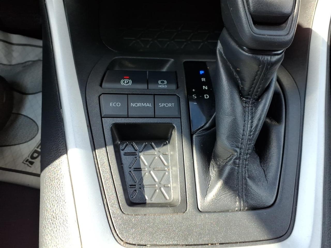 Toyota RAV4  2023