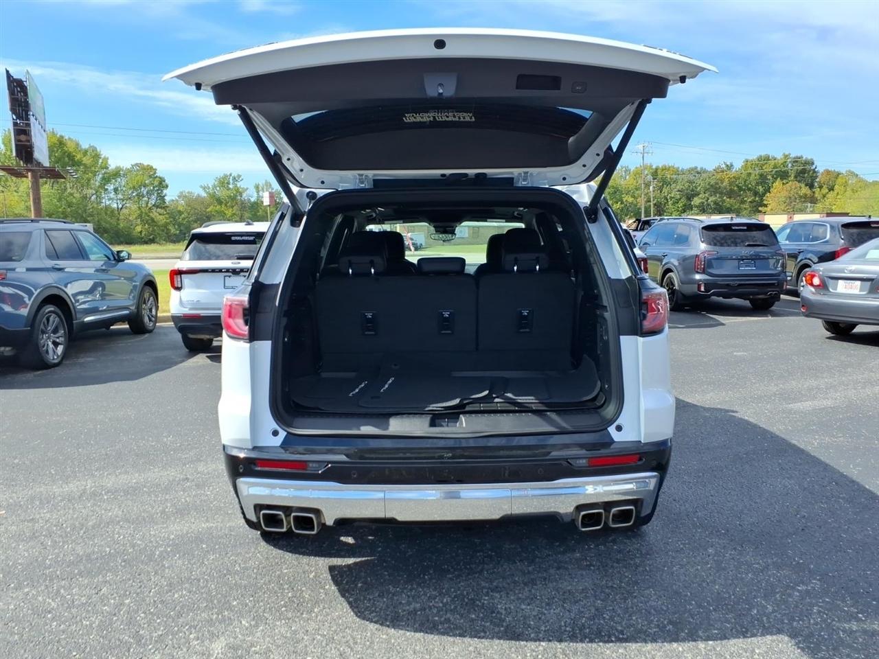 GMC Acadia  2024