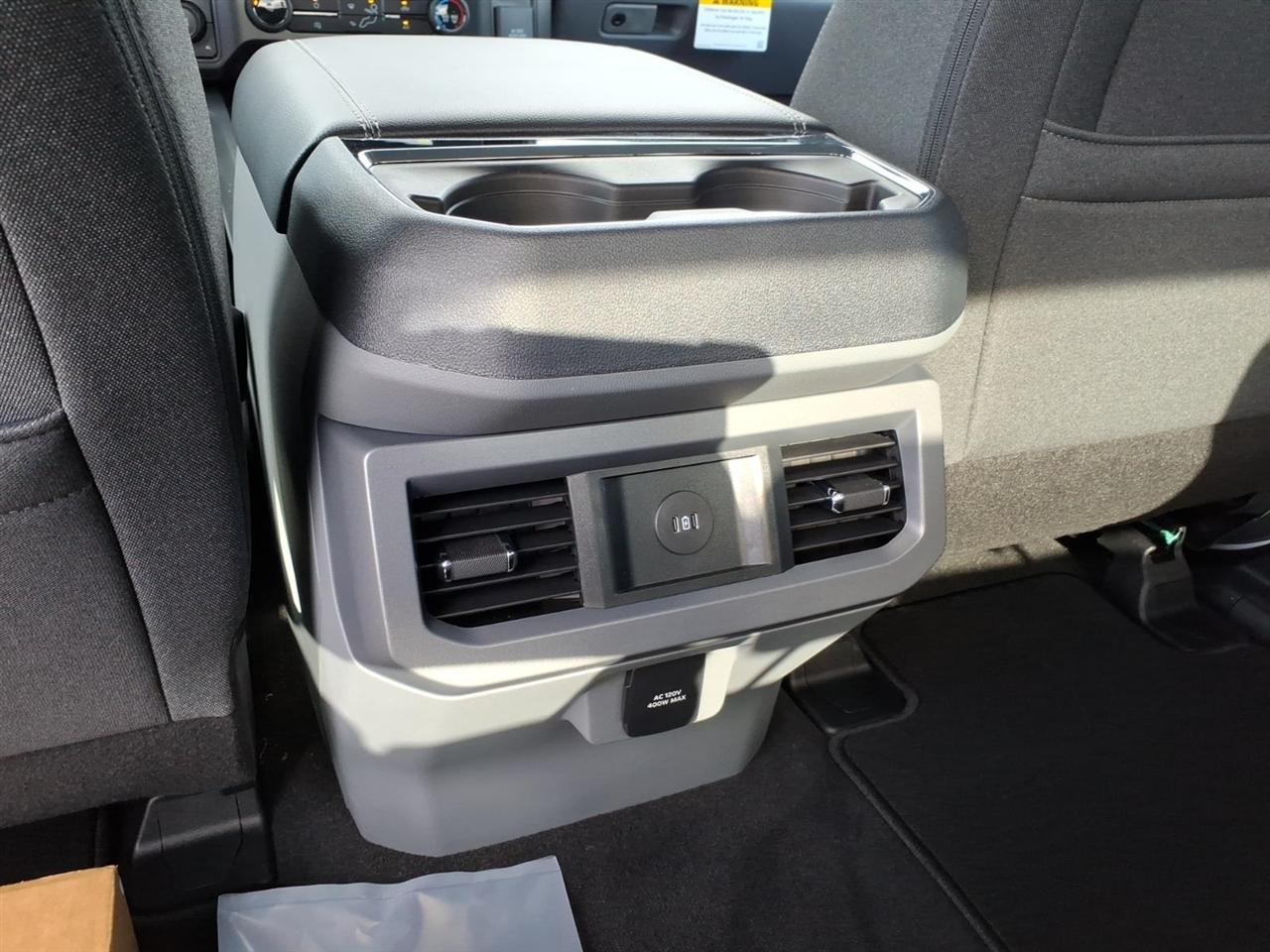 Ford Super Duty F-350 SRW  2027