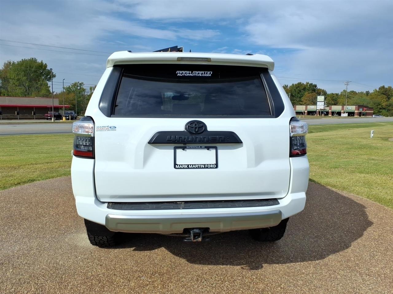 Toyota 4Runner  2021