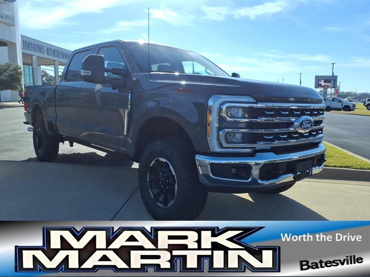 Ford Super Duty F-250 SRW  2027
