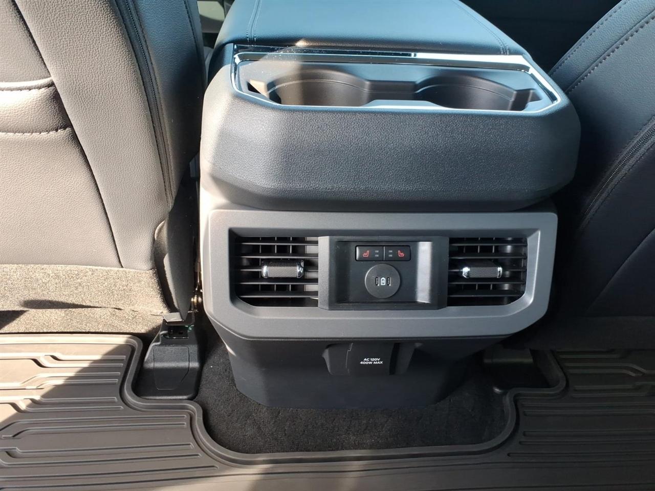 Ford Super Duty F-250 SRW  2027