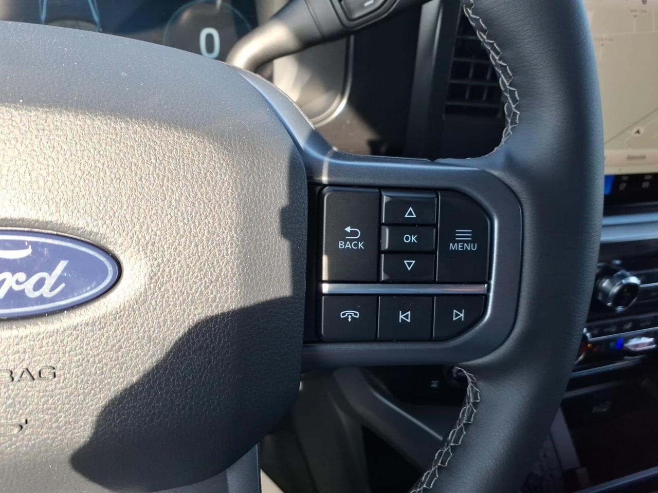 Ford Super Duty F-250 SRW  2027