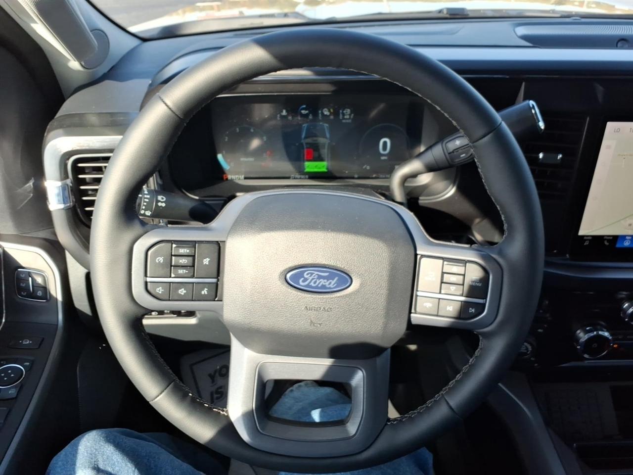 Ford Super Duty F-250 SRW  2027