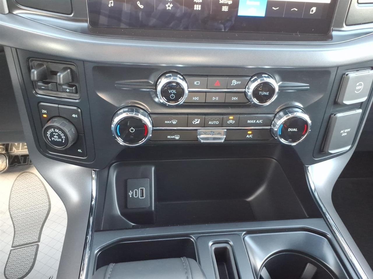 Ford F-150  2026