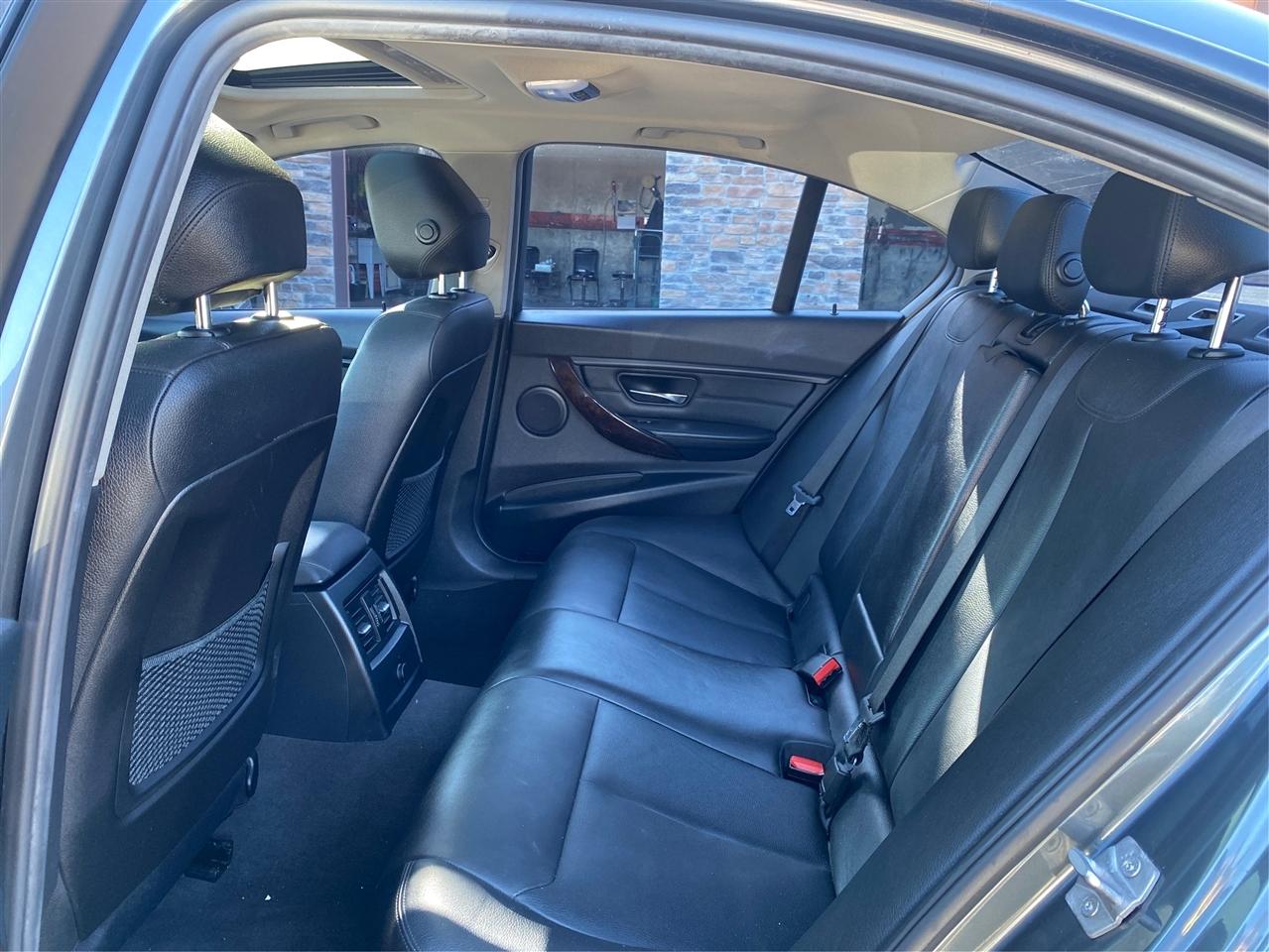BMW 3-Series 328i Sedan 2015