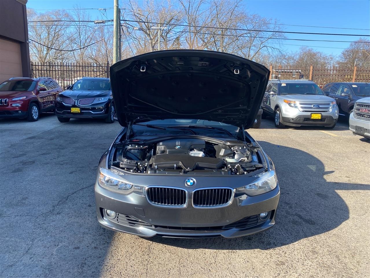 BMW 3-Series 328i Sedan 2015