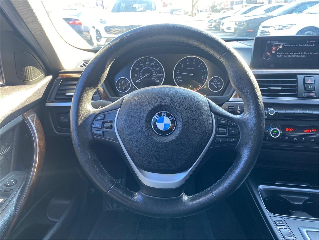 BMW 3-Series 328i Sedan 2015