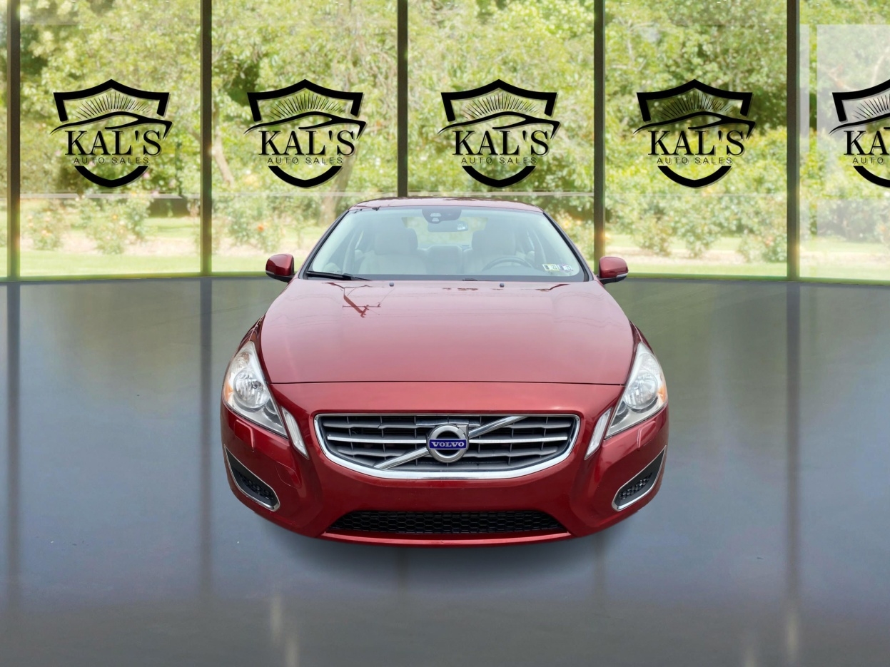 Volvo S60 FWD 4dr Sdn T5 2012