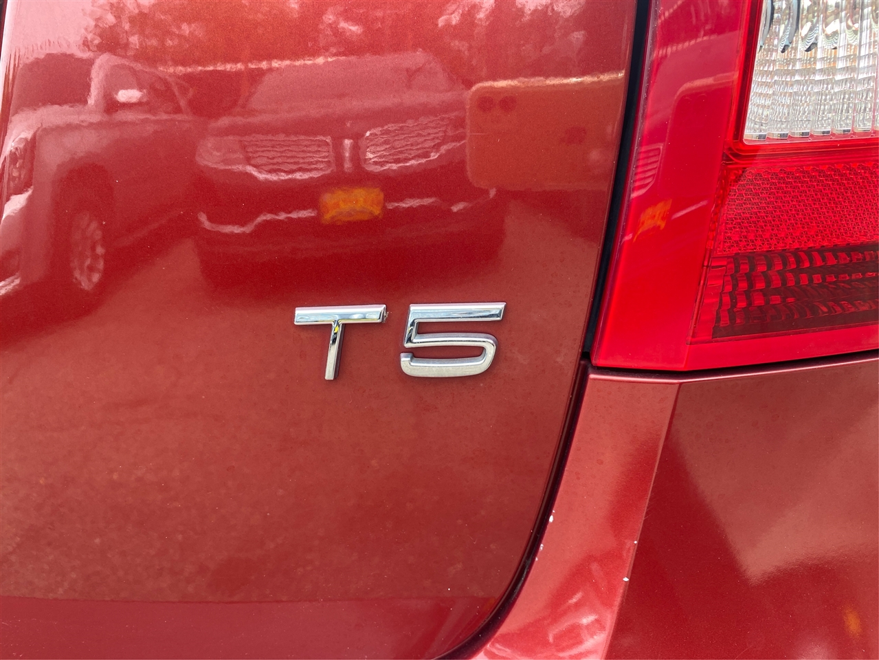 Volvo S60 FWD 4dr Sdn T5 2012