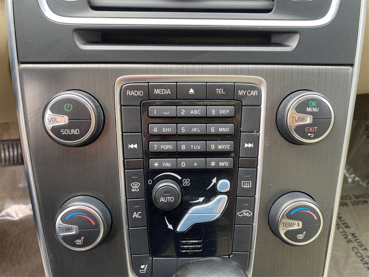 Volvo S60 FWD 4dr Sdn T5 2012