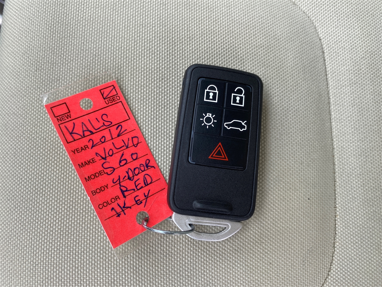 Volvo S60 FWD 4dr Sdn T5 2012