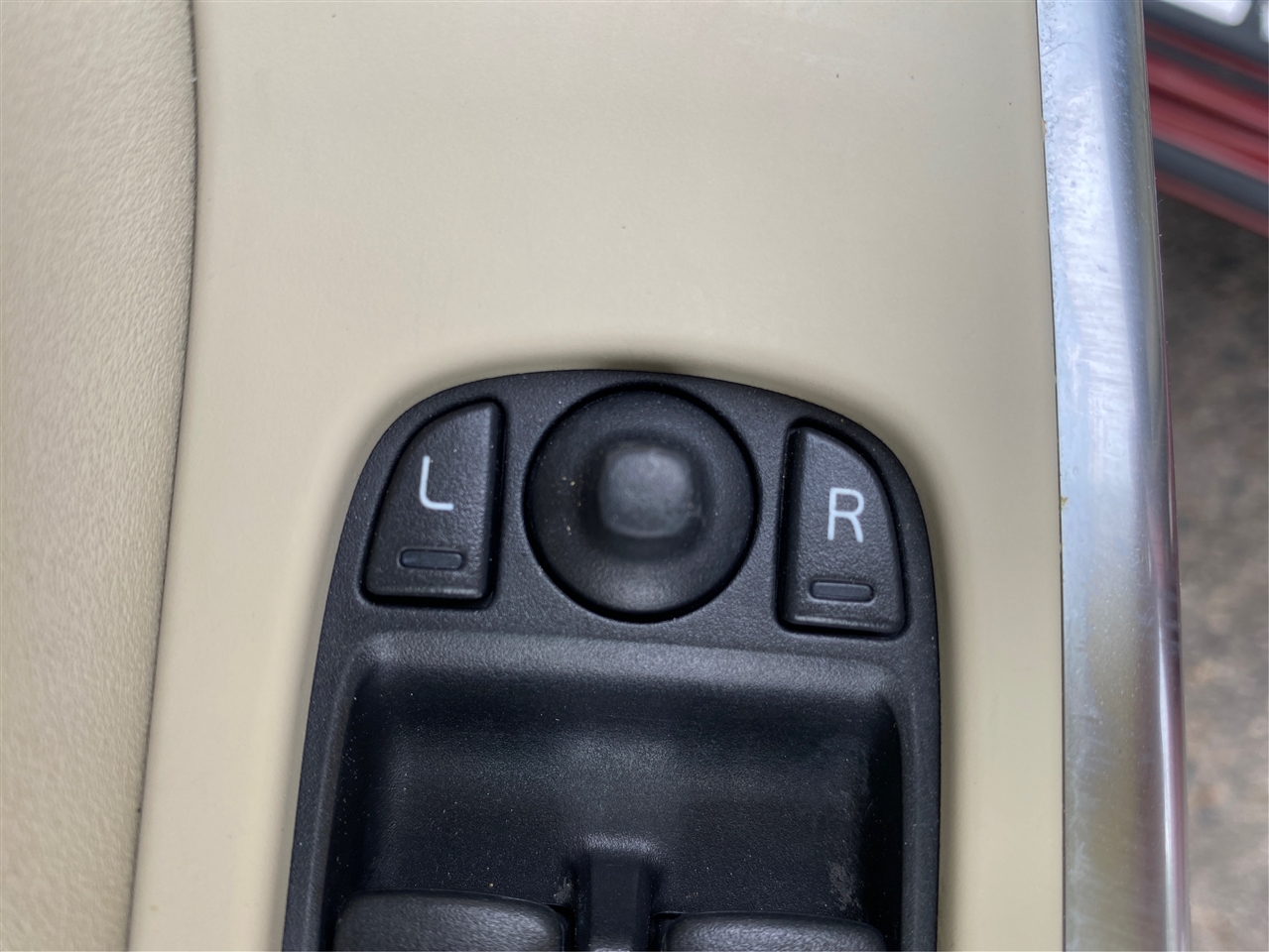 Volvo S60 FWD 4dr Sdn T5 2012