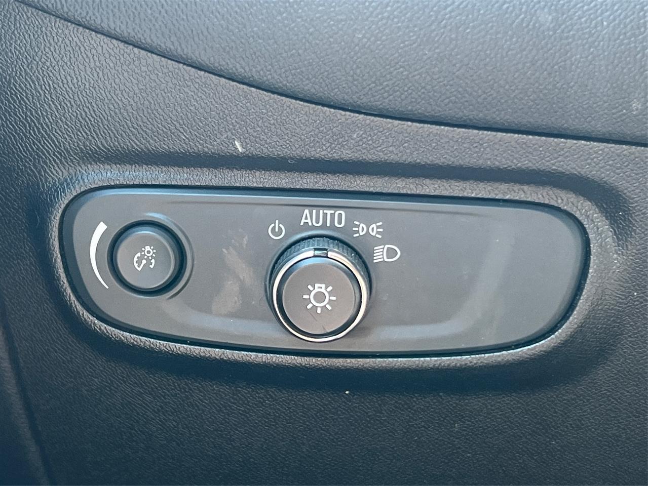 Chevrolet Equinox FWD 4dr LT w/1LT 2018