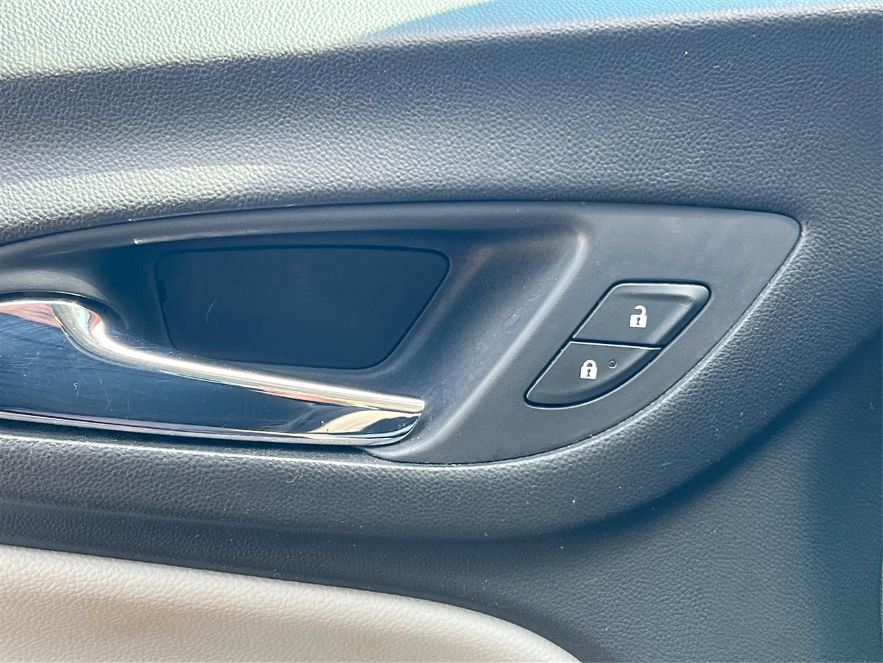 Chevrolet Equinox FWD 4dr LT w/1LT 2018