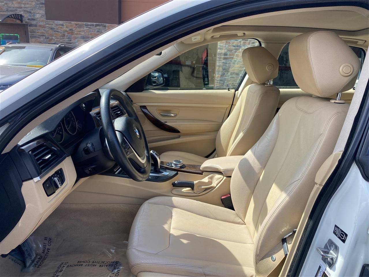 BMW 3-Series Gran Turismo 5dr 328i xDrive Gran Turismo AWD SULEV 2015