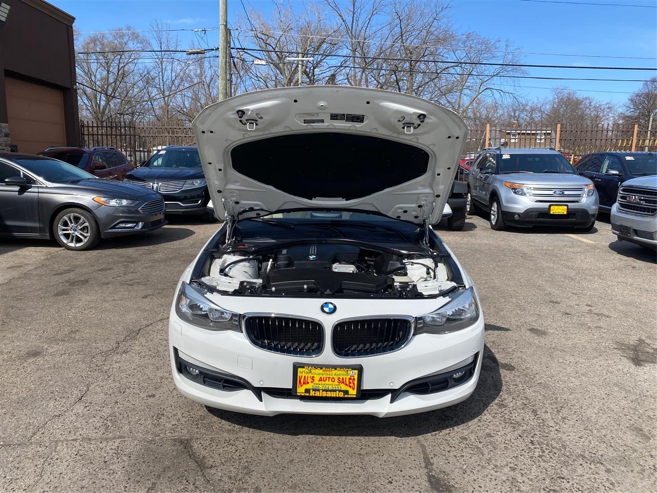 BMW 3-Series Gran Turismo 5dr 328i xDrive Gran Turismo AWD SULEV 2015