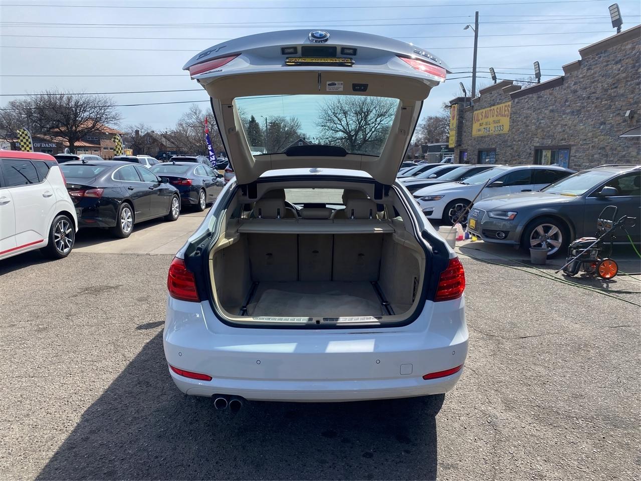 BMW 3-Series Gran Turismo 5dr 328i xDrive Gran Turismo AWD SULEV 2015