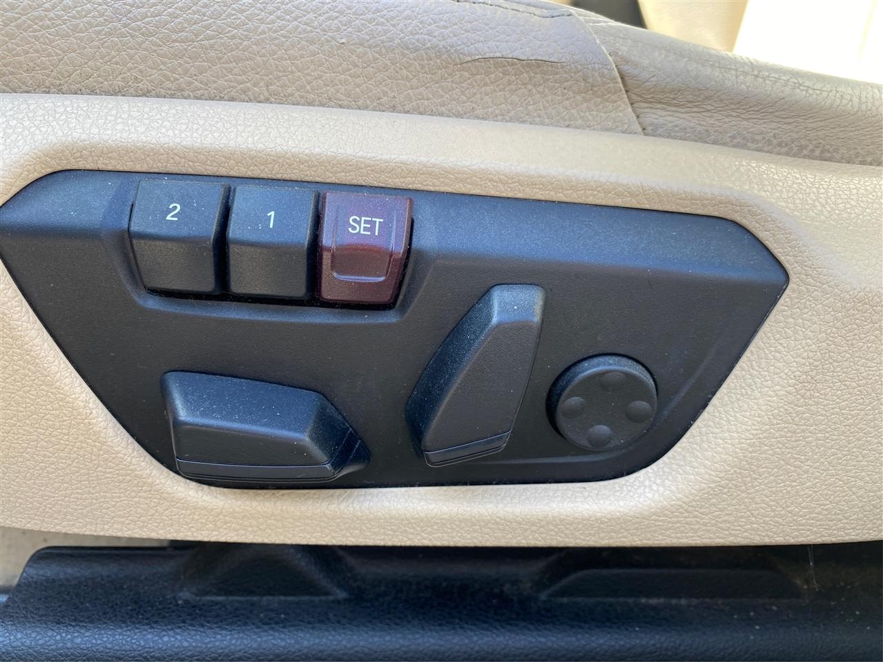 BMW 3-Series Gran Turismo 5dr 328i xDrive Gran Turismo AWD SULEV 2015