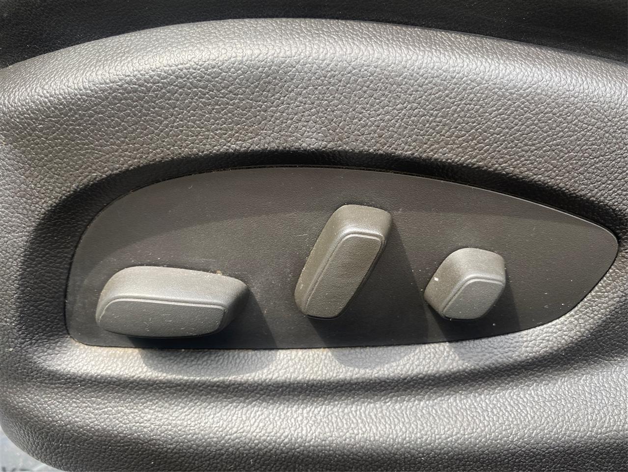 Cadillac ATS 4dr Sdn 2.0L AWD 2013