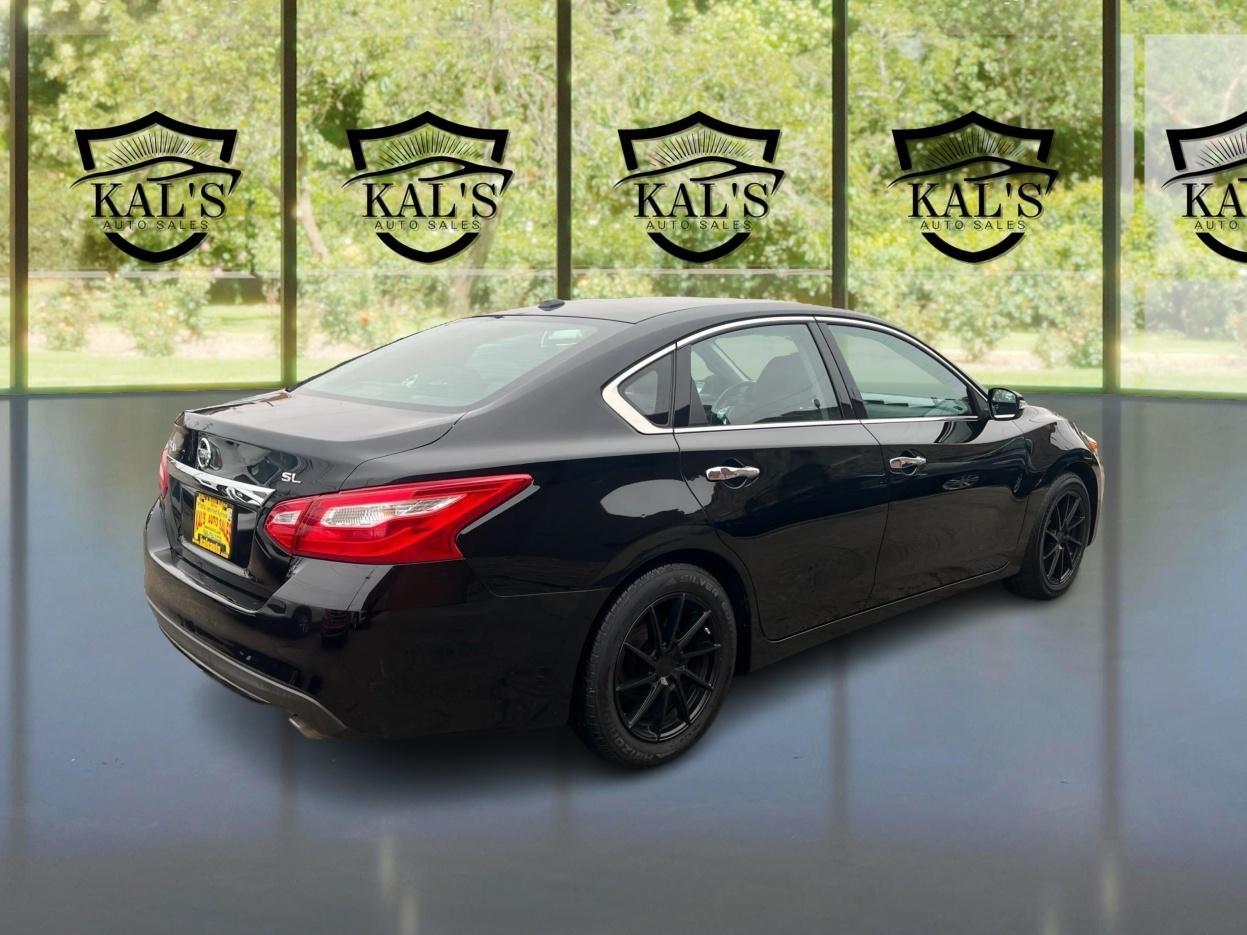 Nissan Altima 2.5 SL Sedan 2017