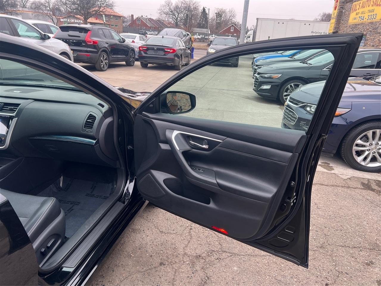 Nissan Altima 2.5 SL Sedan 2017