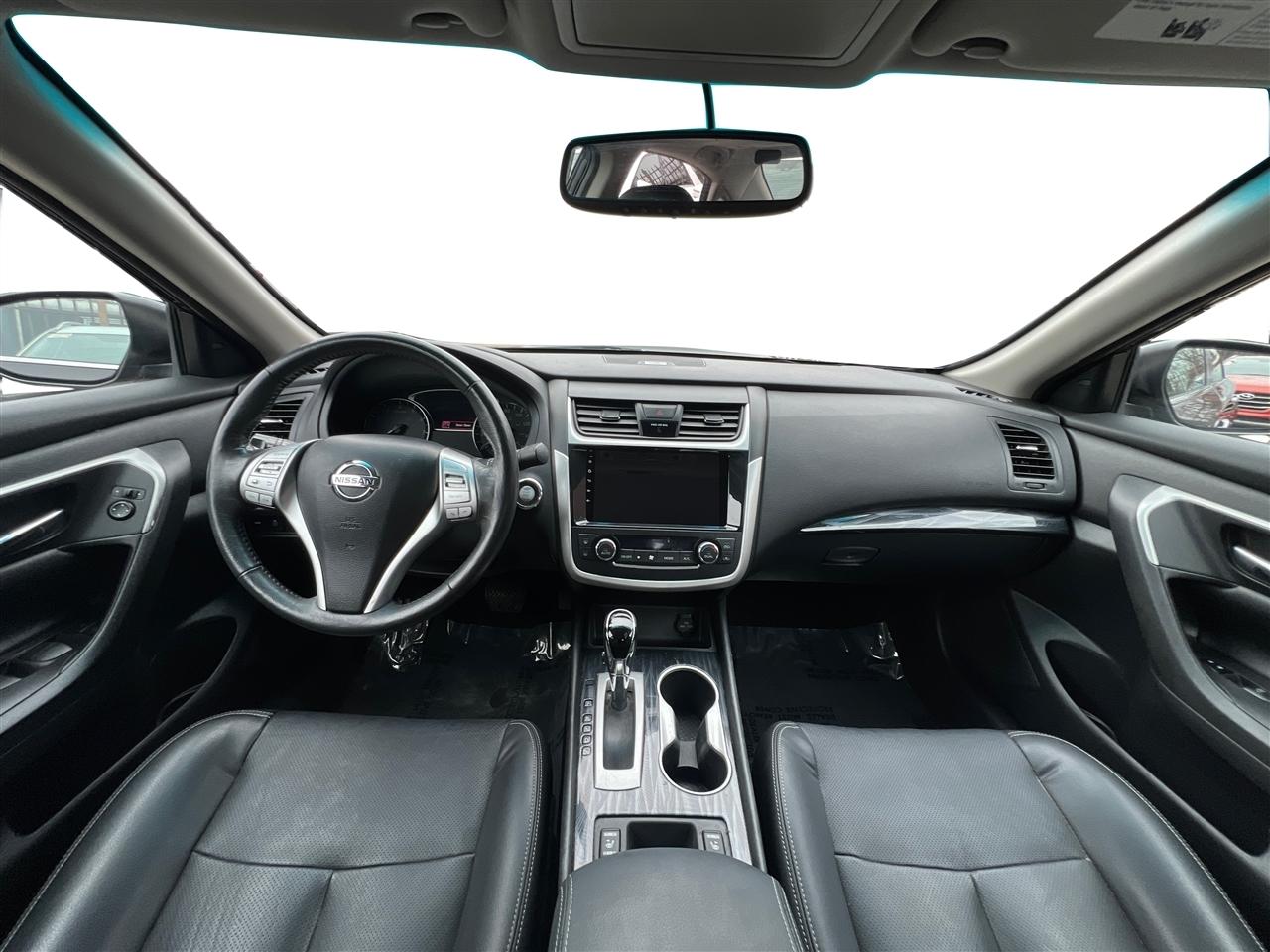 Nissan Altima 2.5 SL Sedan 2017