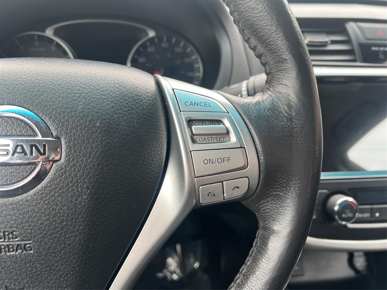 Nissan Altima 2.5 SL Sedan 2017