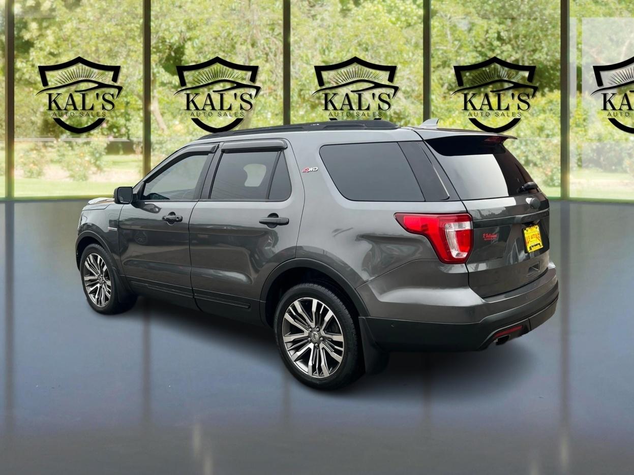 Ford Explorer 4WD 4dr Platinum 2016