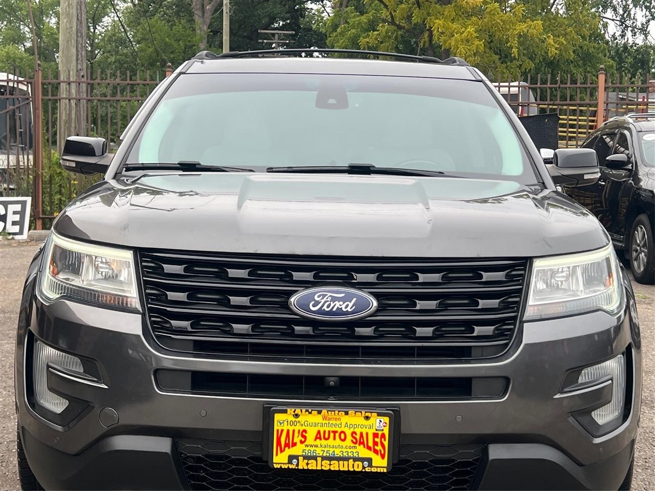 Ford Explorer 4WD 4dr Platinum 2016