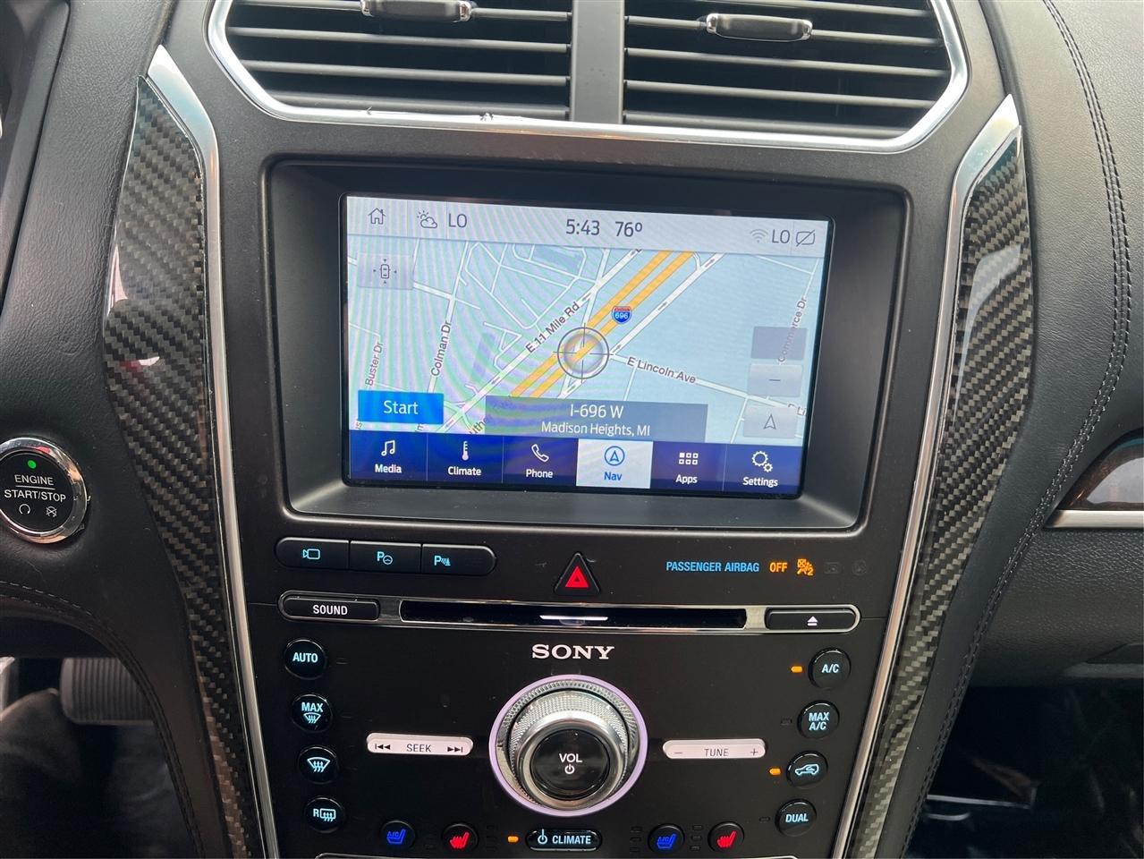Ford Explorer 4WD 4dr Platinum 2016