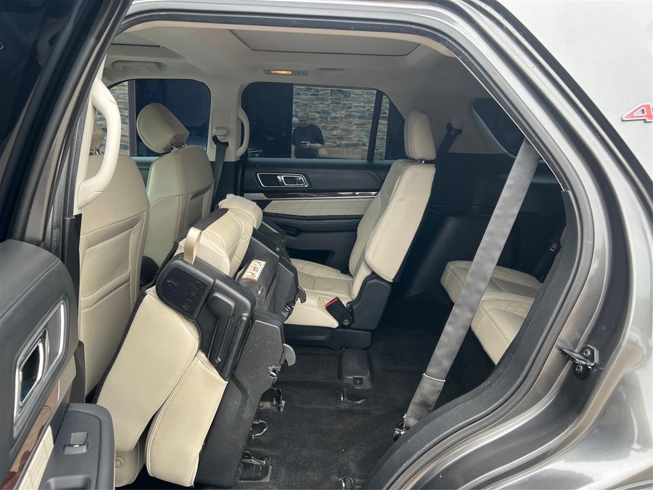 Ford Explorer 4WD 4dr Platinum 2016
