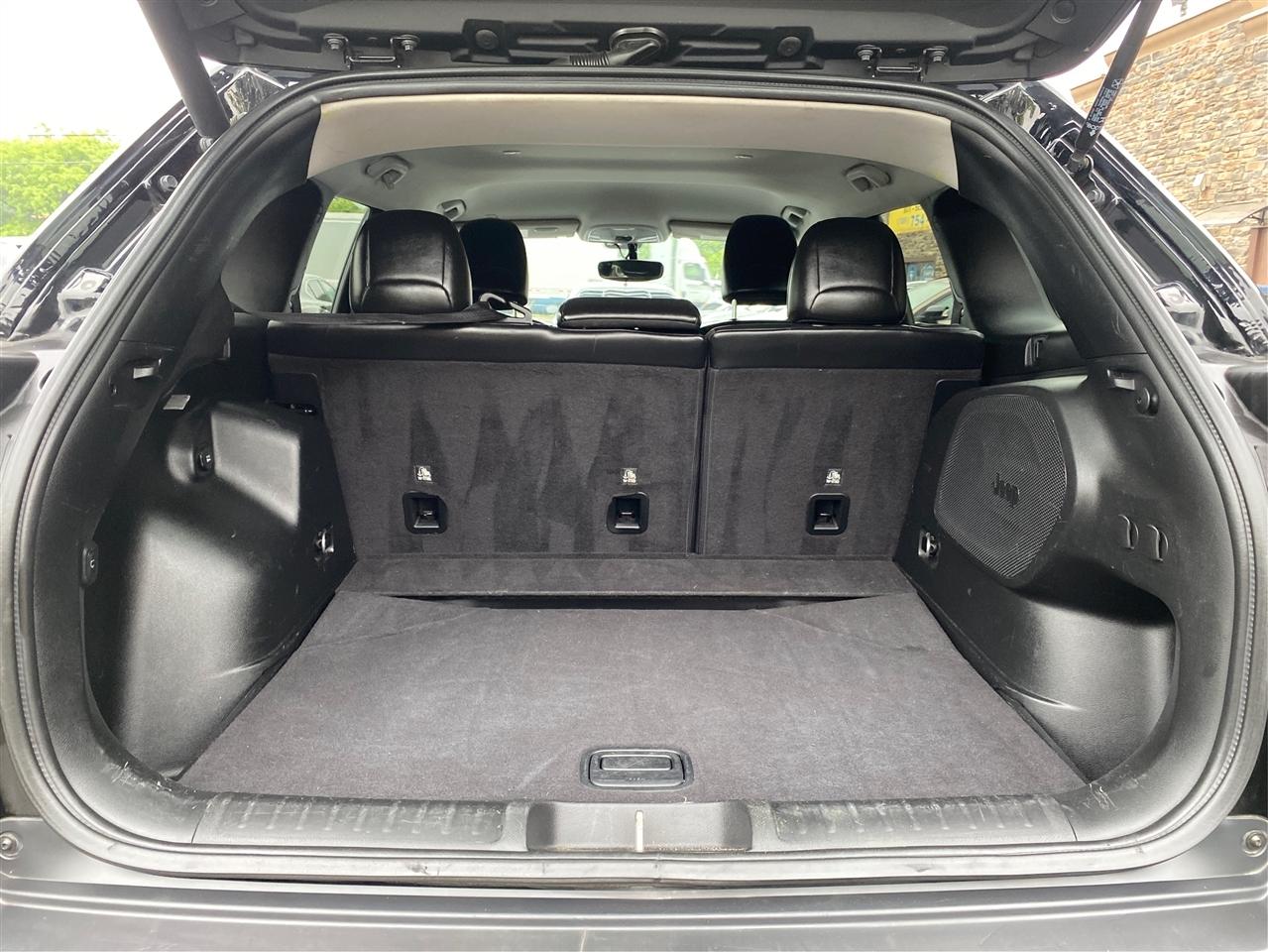 Jeep Cherokee Limited FWD 2019