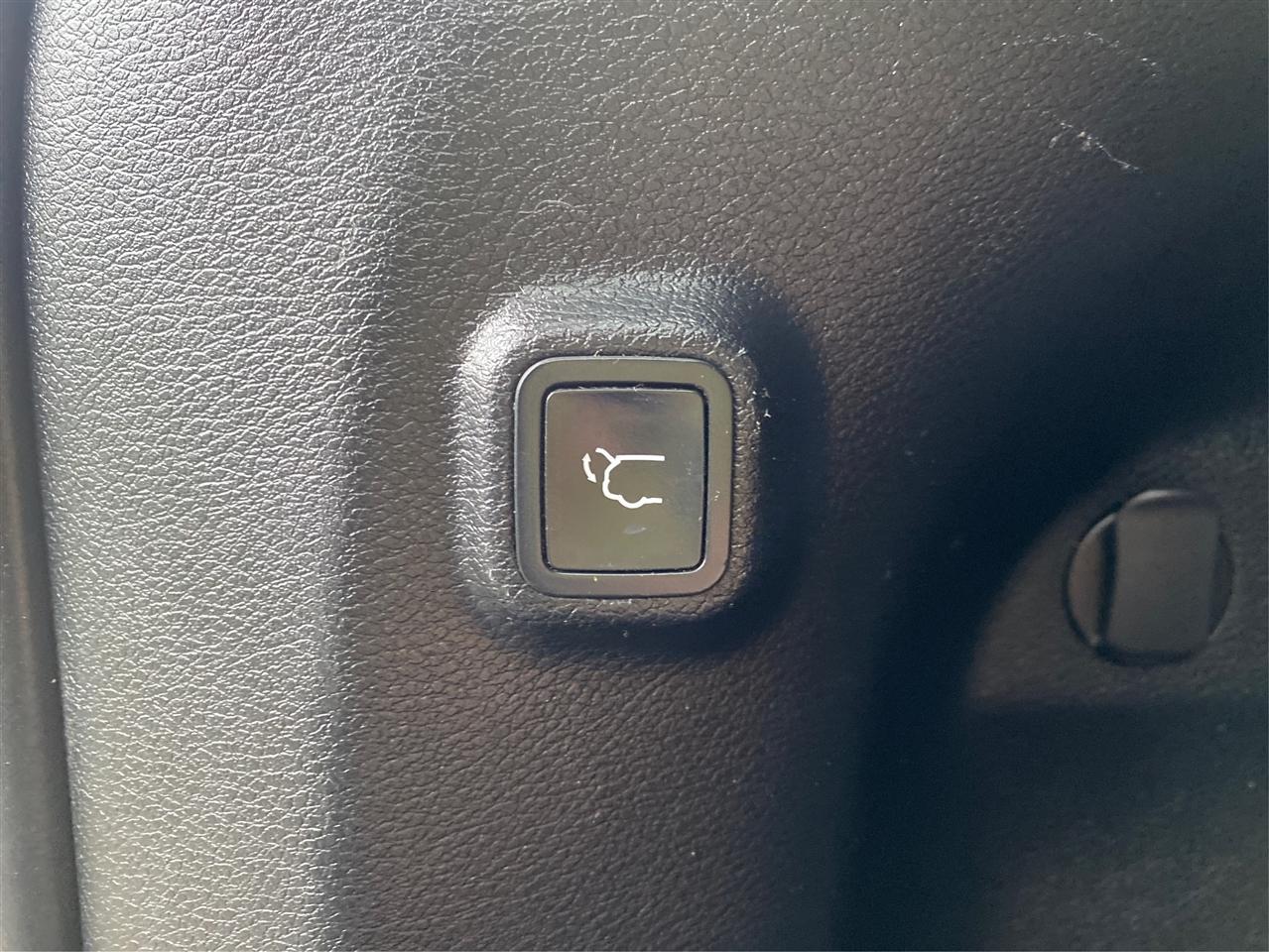 Jeep Cherokee Limited FWD 2019