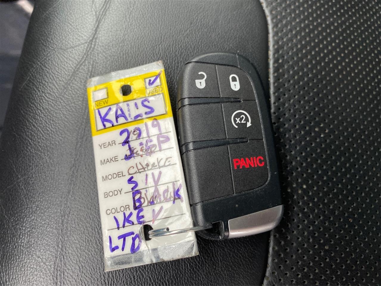 Jeep Cherokee Limited FWD 2019