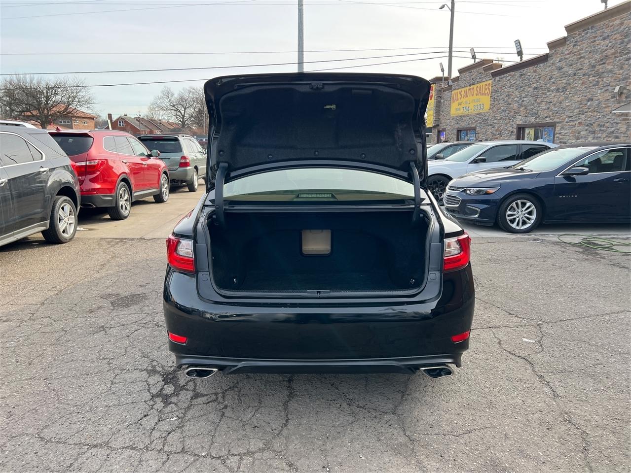 Lexus ES 350 4dr Sdn 2016