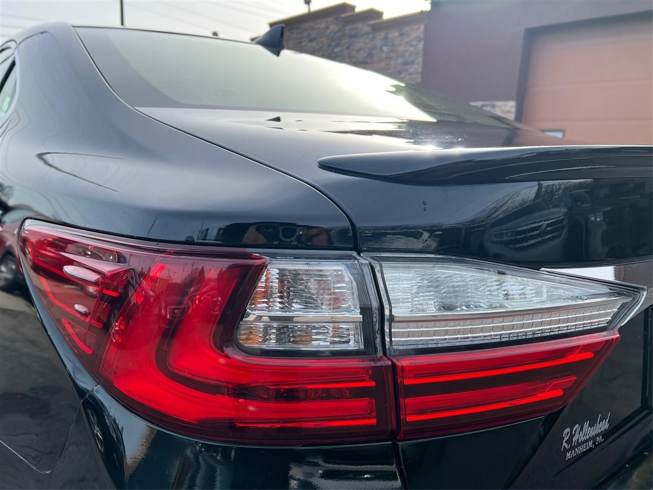 Lexus ES 350 4dr Sdn 2016