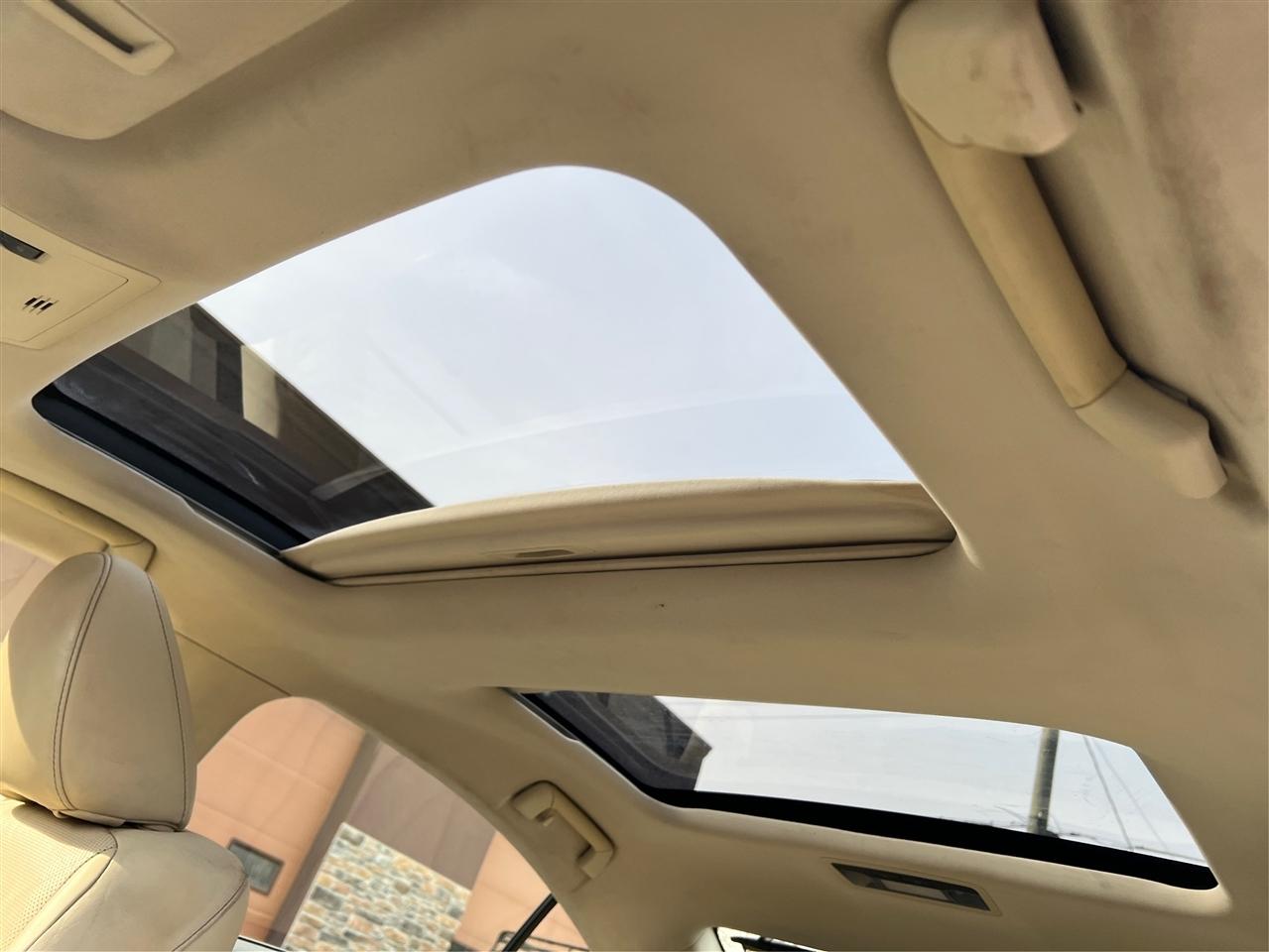 Lexus ES 350 4dr Sdn 2016