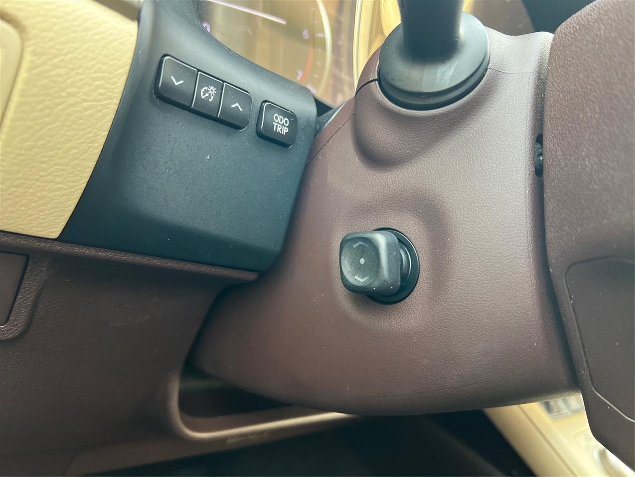 Lexus ES 350 4dr Sdn 2016