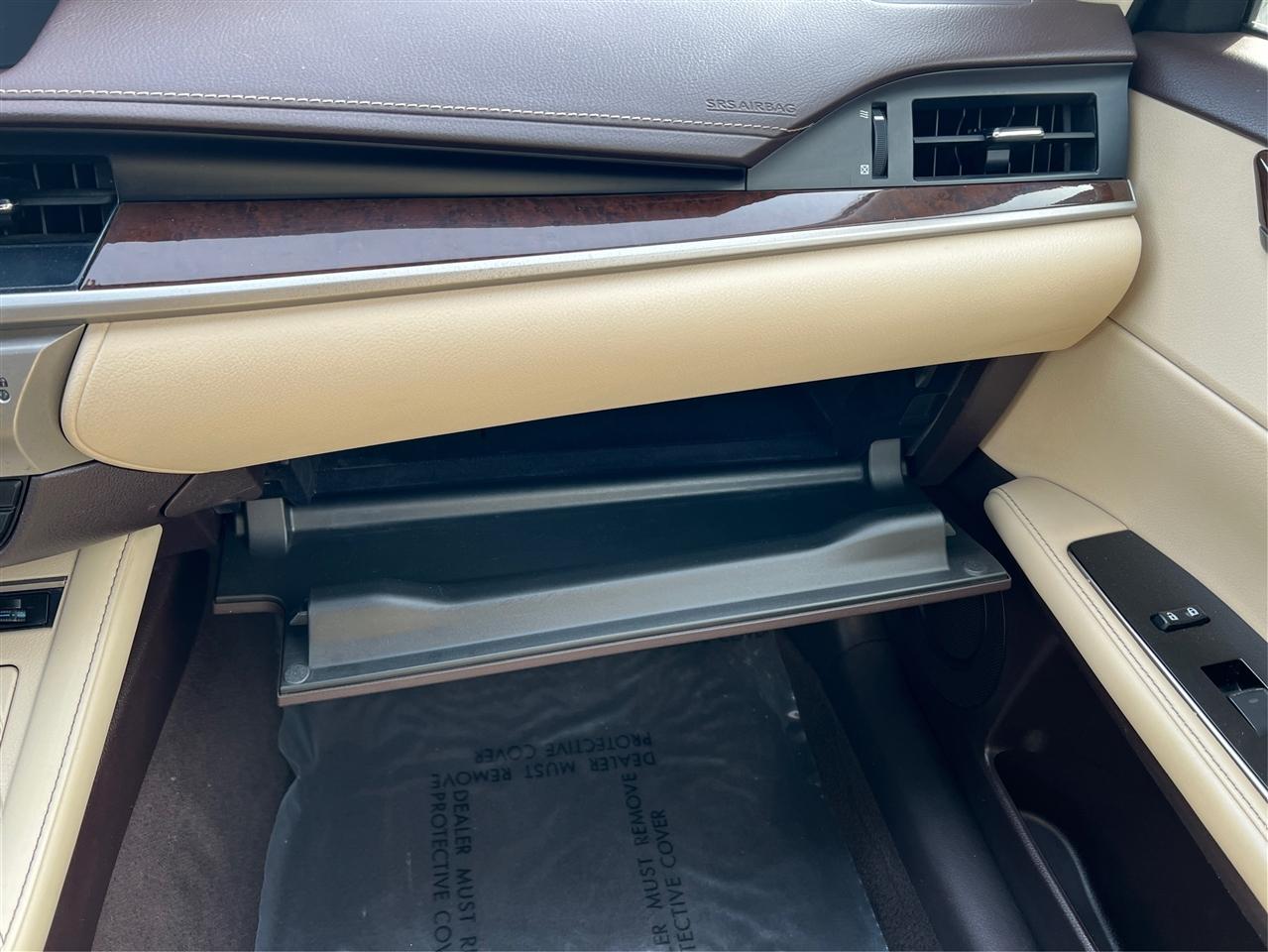 Lexus ES 350 4dr Sdn 2016