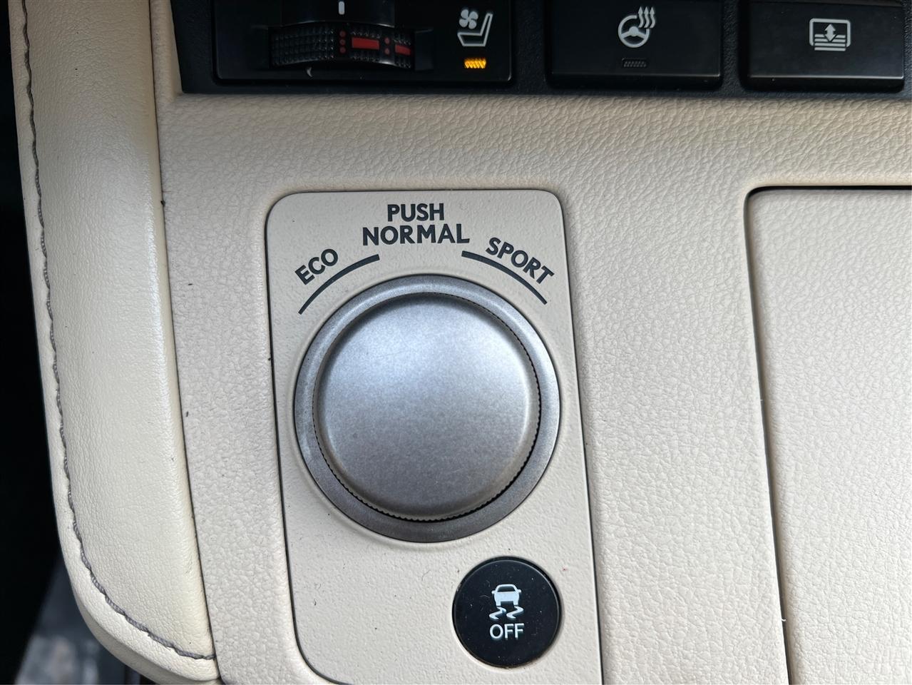 Lexus ES 350 4dr Sdn 2016