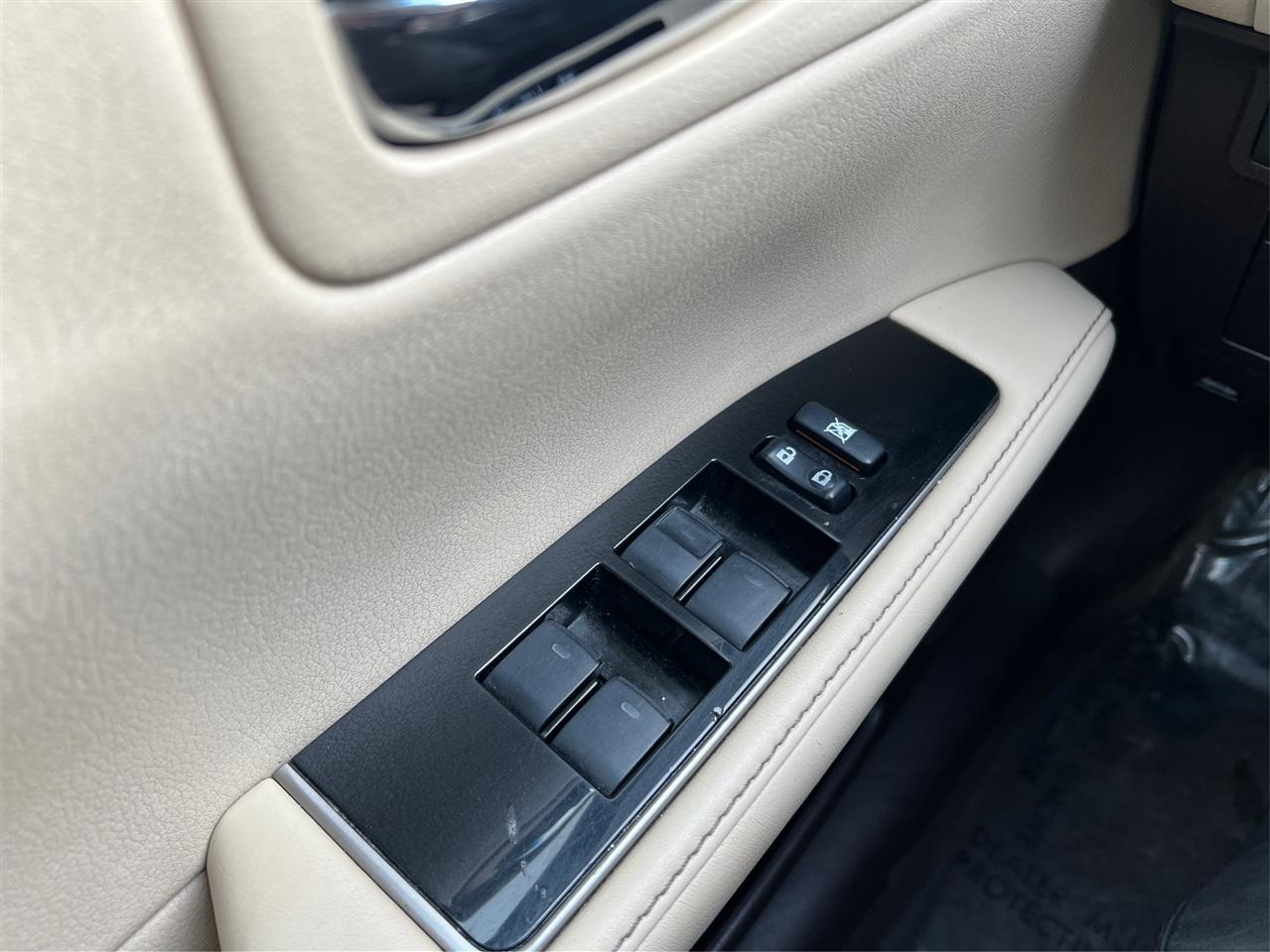 Lexus ES 350 4dr Sdn 2016