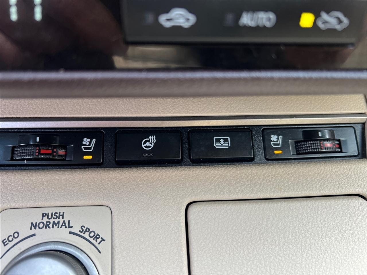 Lexus ES 350 4dr Sdn 2016