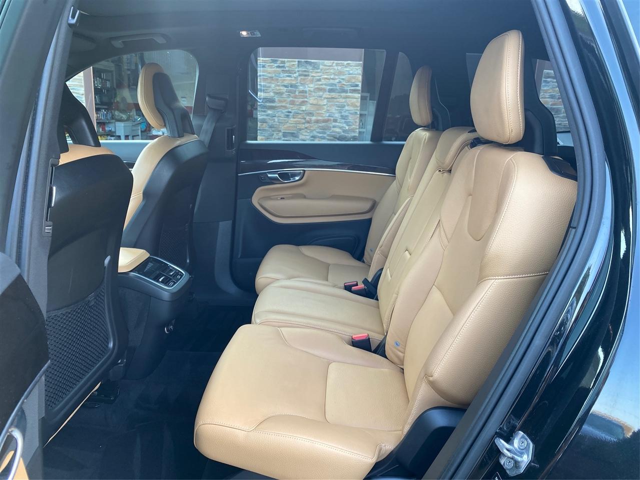 Volvo XC90 T6 AWD 7-Passenger Momentum 2018