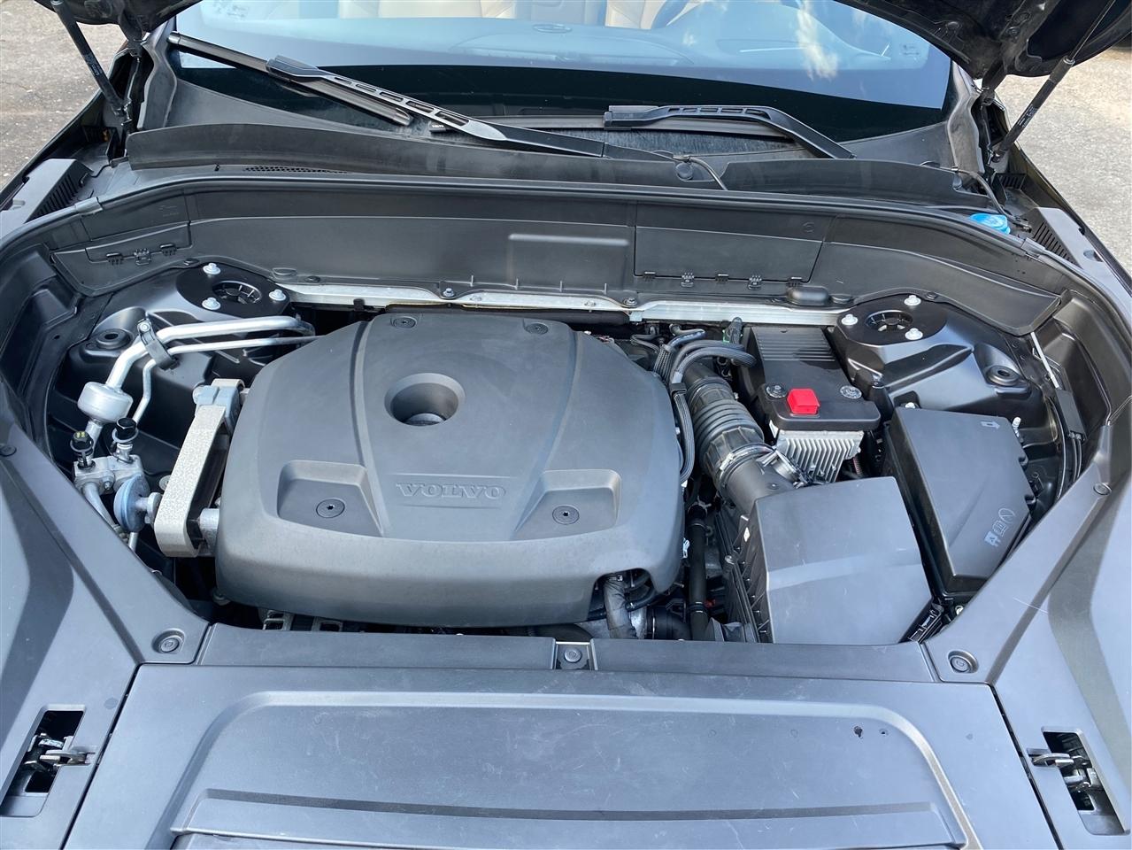 Volvo XC90 T6 AWD 7-Passenger Momentum 2018