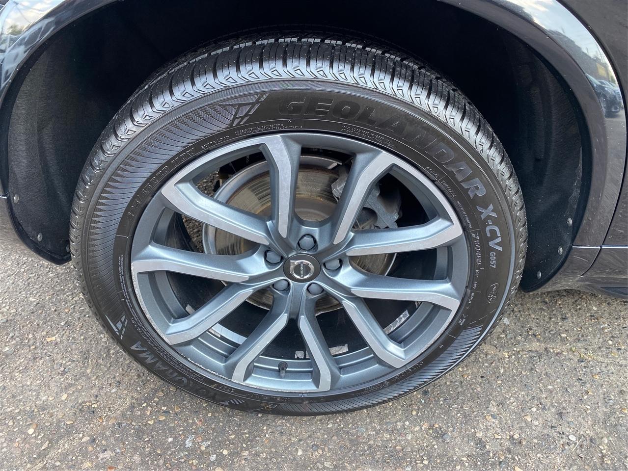 Volvo XC90 T6 AWD 7-Passenger Momentum 2018